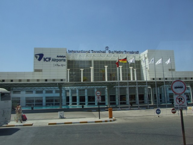 Аэропорт Антальи 