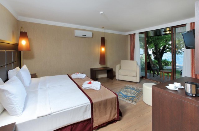 Отель Marmaris Resort & Spa 5* 