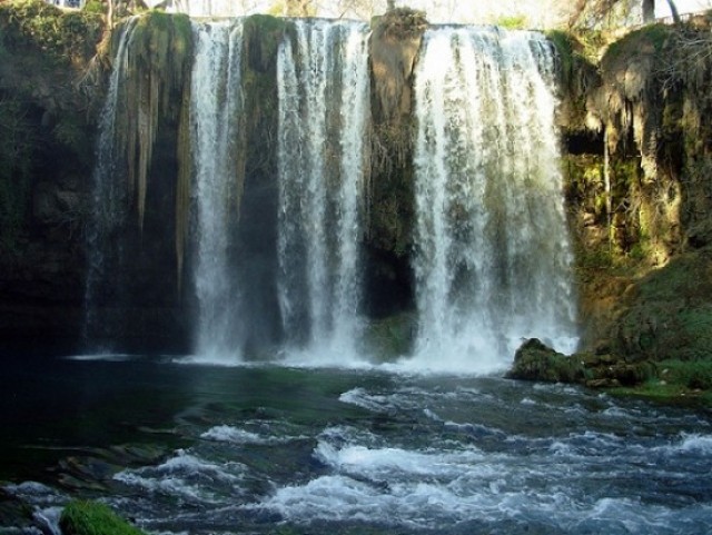 Водопады Дюден