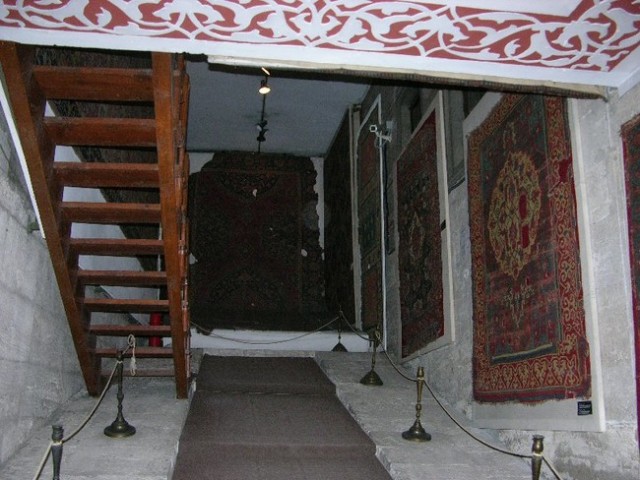 Музей ковров (Vakiflar Hali Muzesi) 