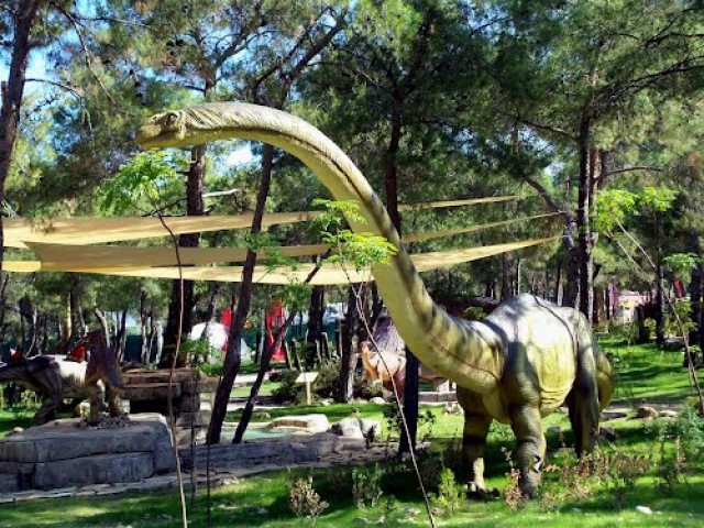 Первый в Турции парк динозавров в Антальи